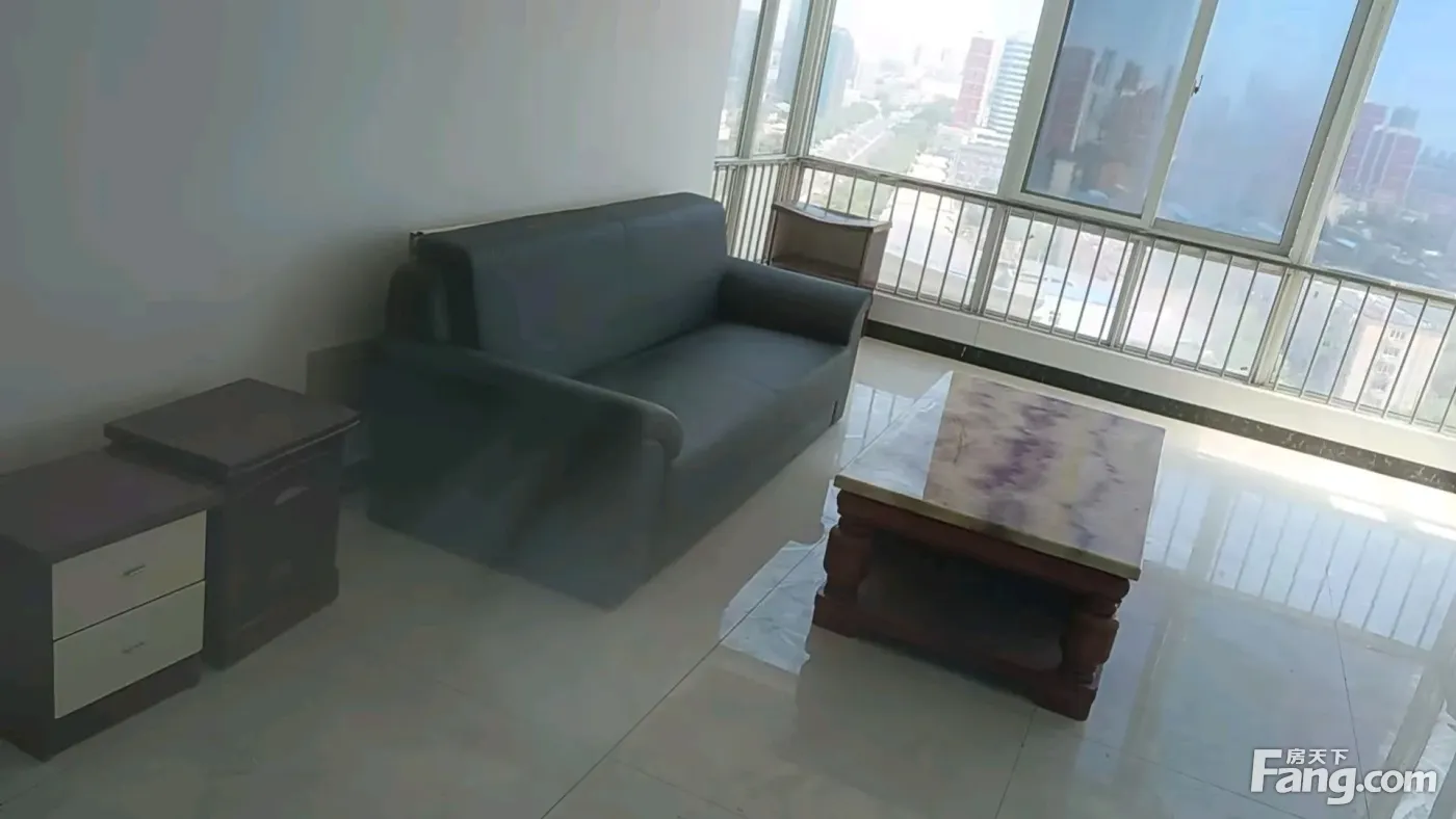 华世鑫城电梯好楼层可睡觉洗澡做饭900可议有小房