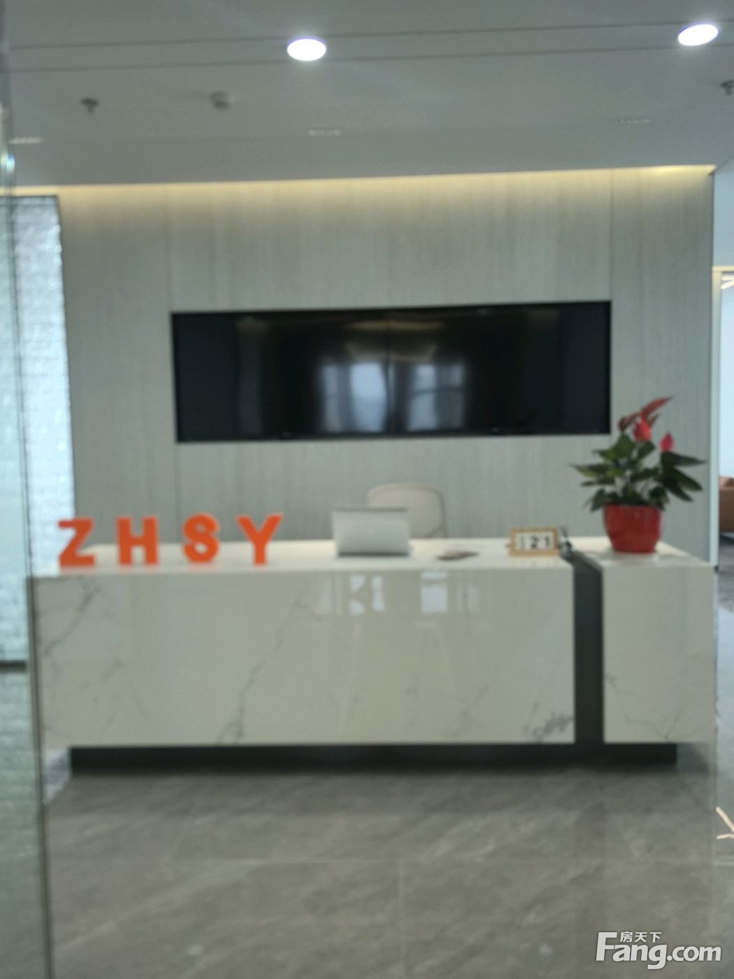 全新精装修交付 拎包入住