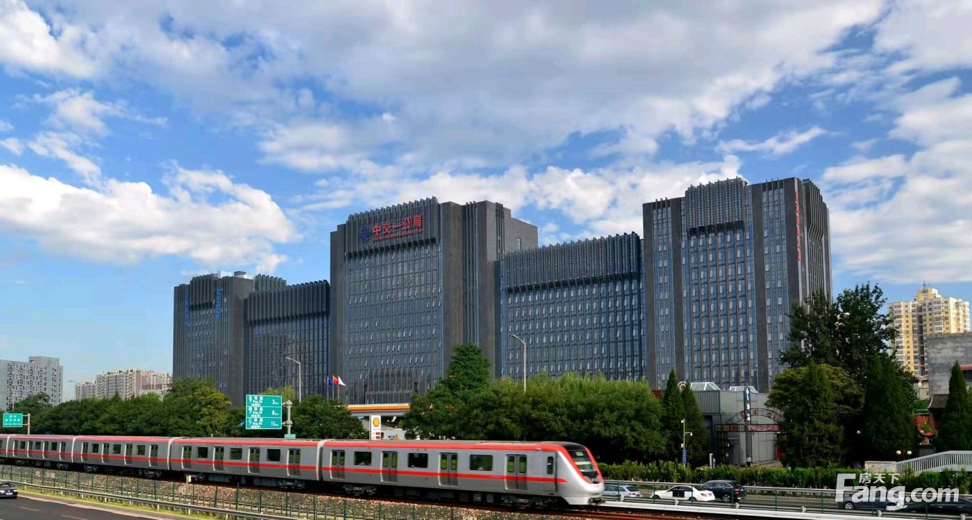 东五环京通快速 世通国际大厦1061平精装全套家具特价