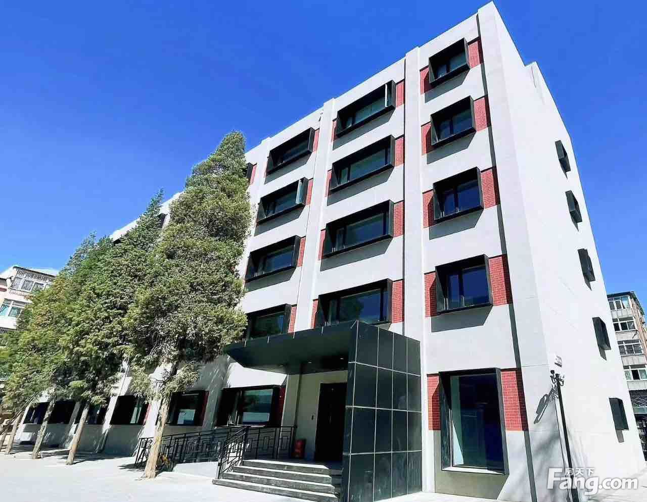 禄米仓新视听产业园丨朝阳门丨停车方便丨银河SOHO丨亮点文创