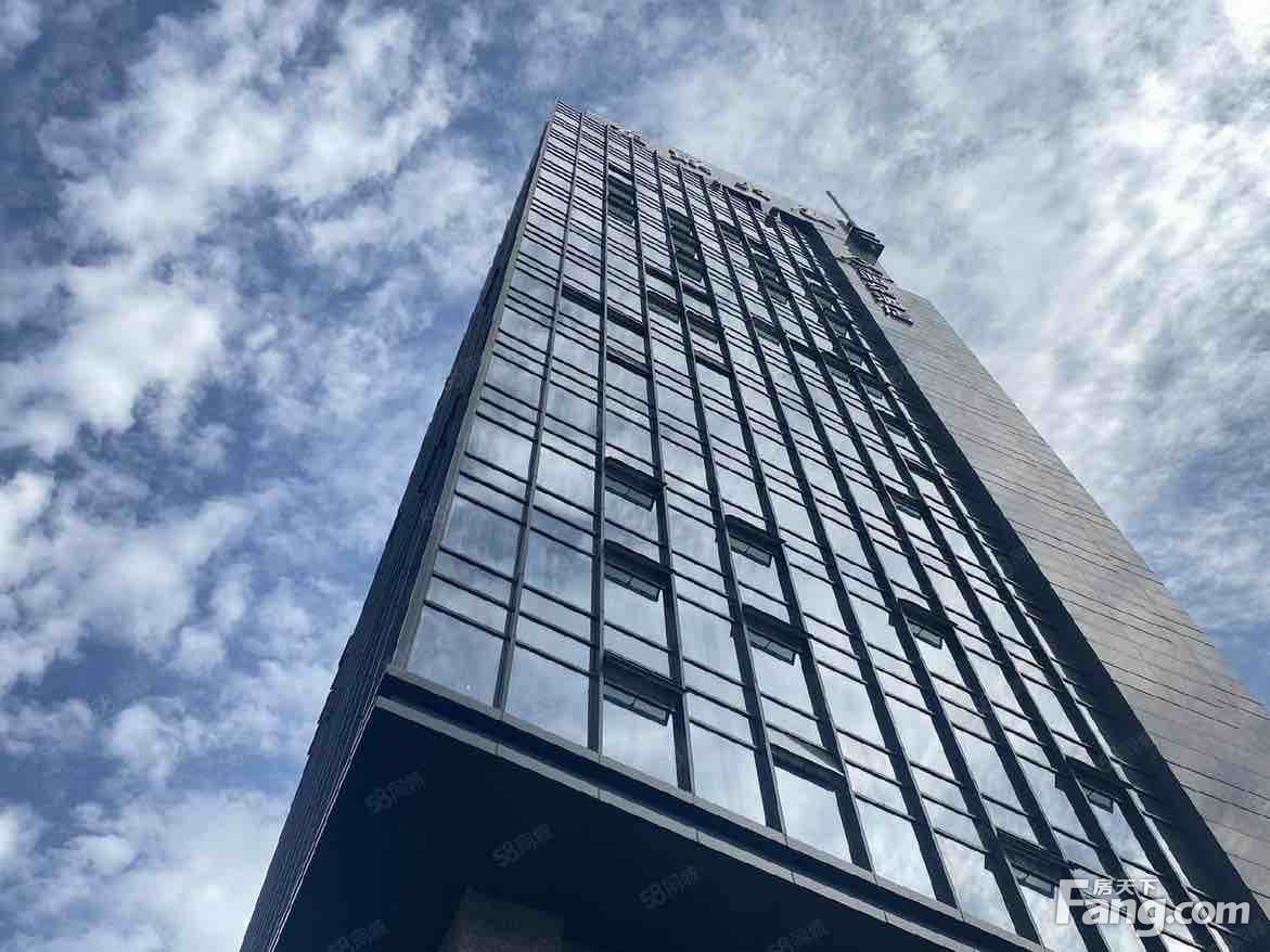 建国北路沿线 2号线地铁口 东联大厦275方电梯口位置 精装