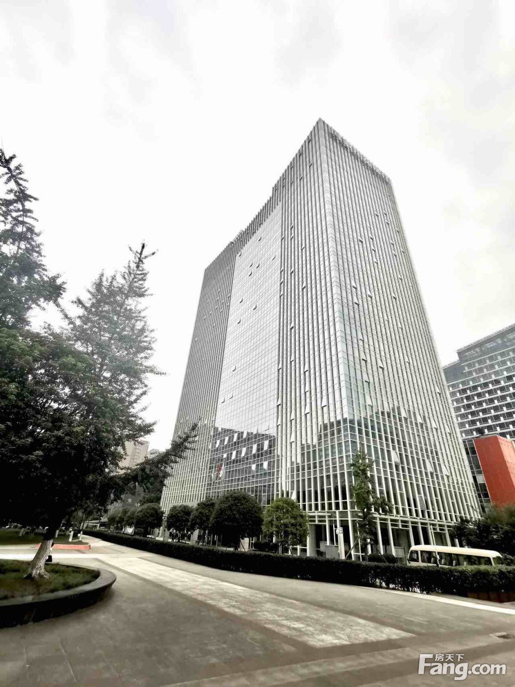 金融城商圈连层丨多隔间可改造 名企作伴自带食堂丨国家开发银行