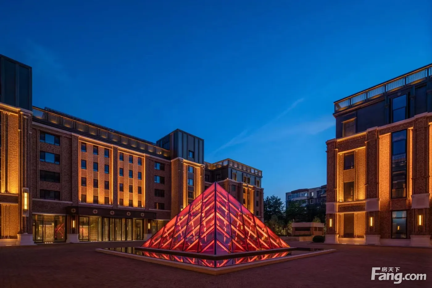 独栋出租,11000平米企业办公、9000平米 适合高端公寓