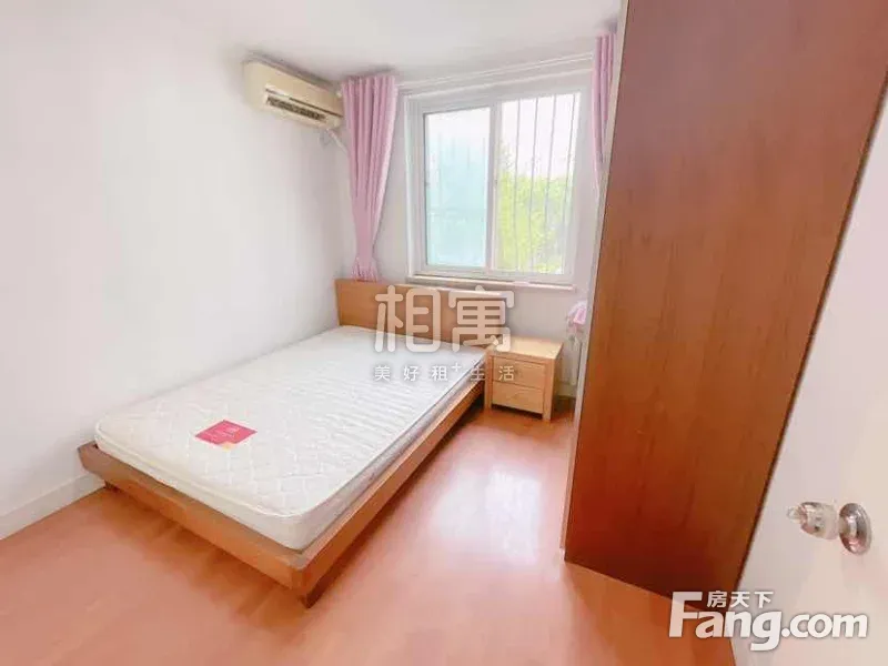望京西园精装次卧 中层采光好 2350元/月
