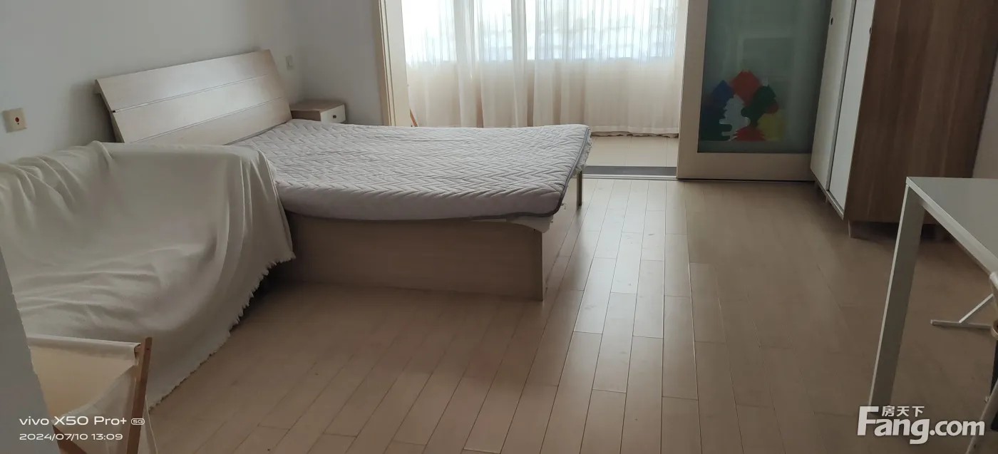 江北来福士汇豪天下南区精装修整租