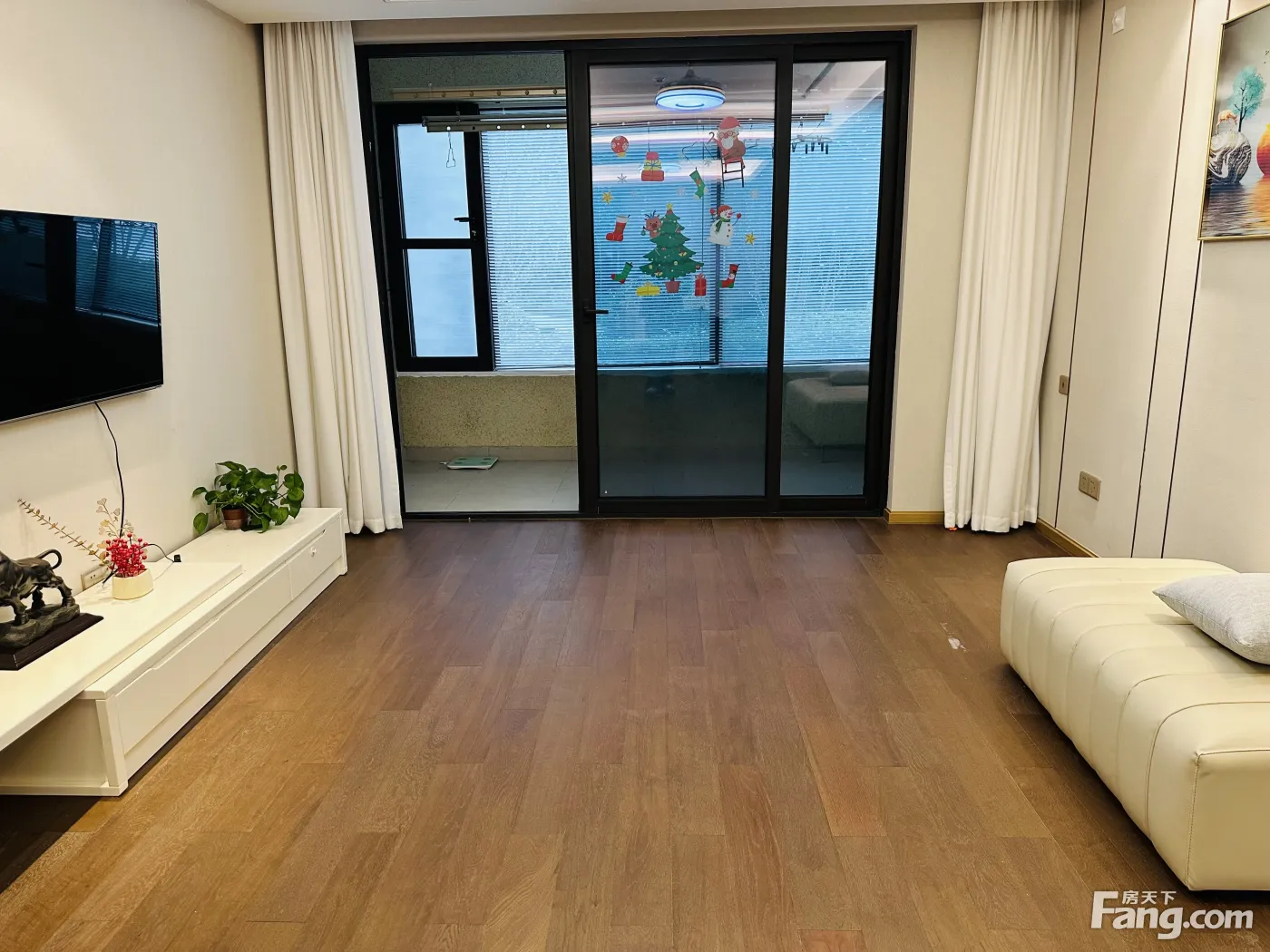 江北日湖公园万象华府二期精装修整租