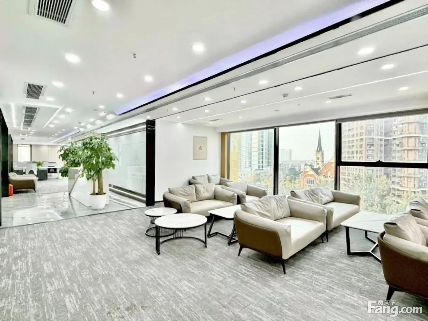 新川 300平 德商天镜 三面采光 24空调 户型方正