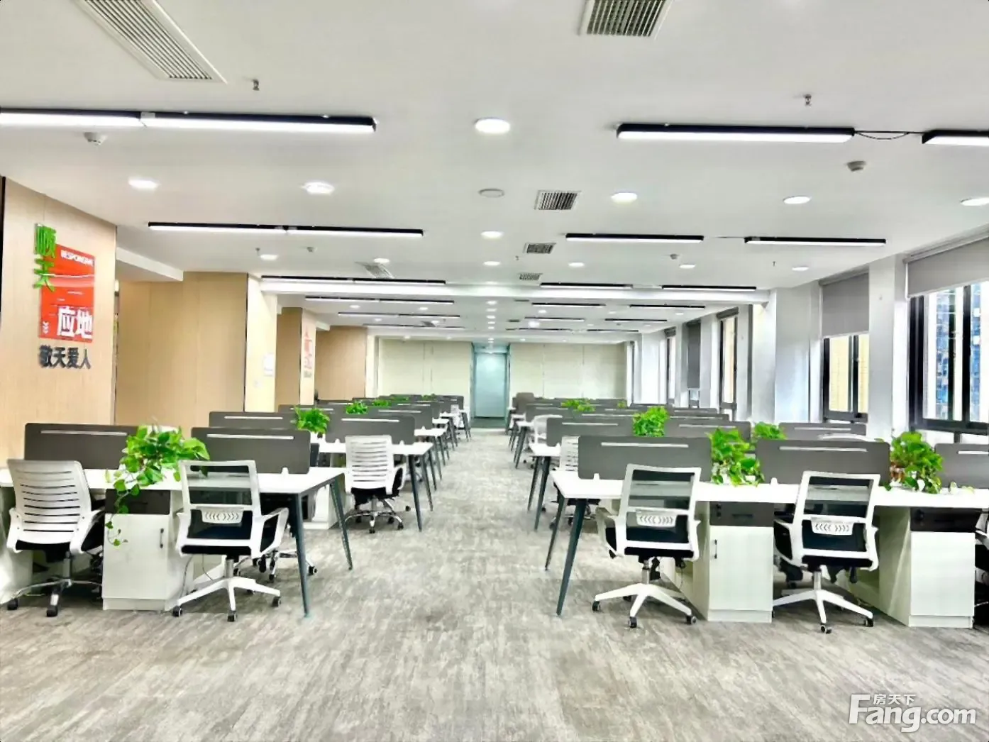 55000包含物业费含税丨整层工位丨空调24丨随时看房丨