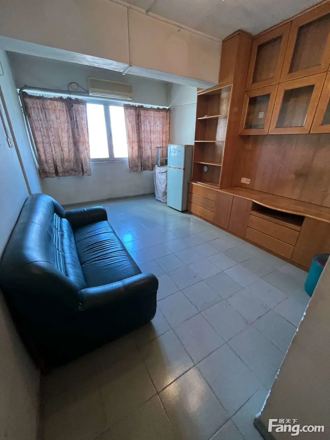 新上租盘 价格可谈 意达大厦 1 房 40 方