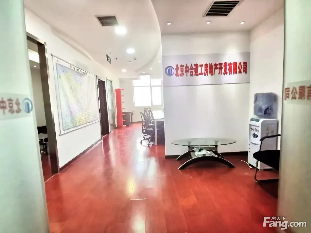 广渠路沿线 班车接地铁 广通产业园80平精装遗留带家具出租