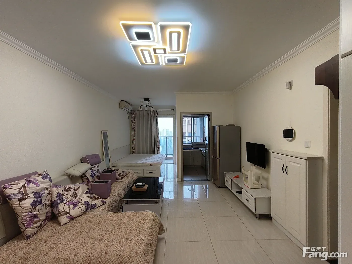 礼嘉欢乐谷,6号线,两江芭蜀旁精装一房出租