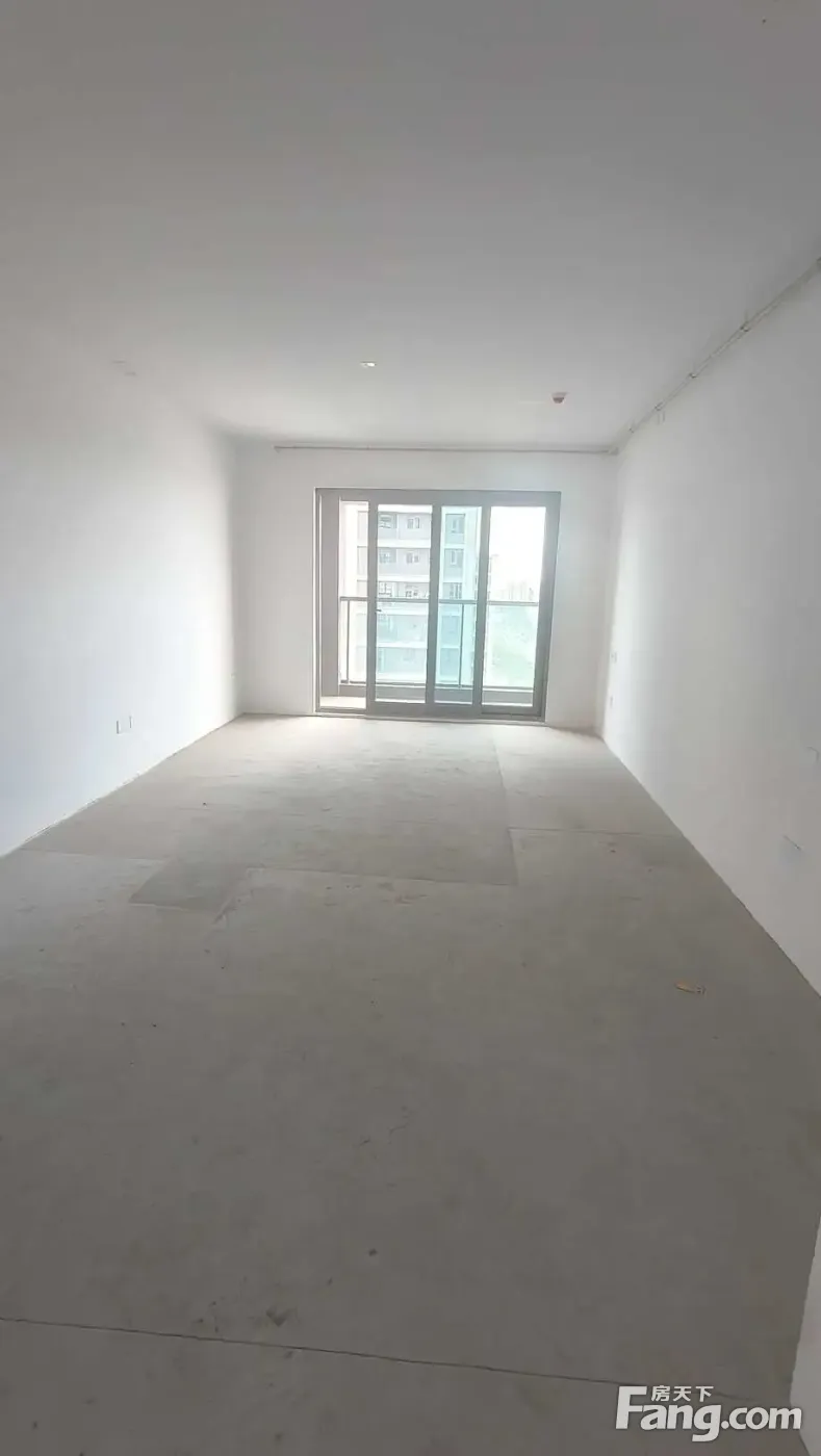 镇海骆驼镇绿城·新桂沁澜毛坯整租