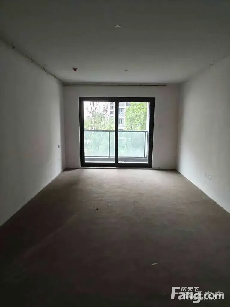 镇海骆驼镇绿城·新桂沁澜毛坯整租