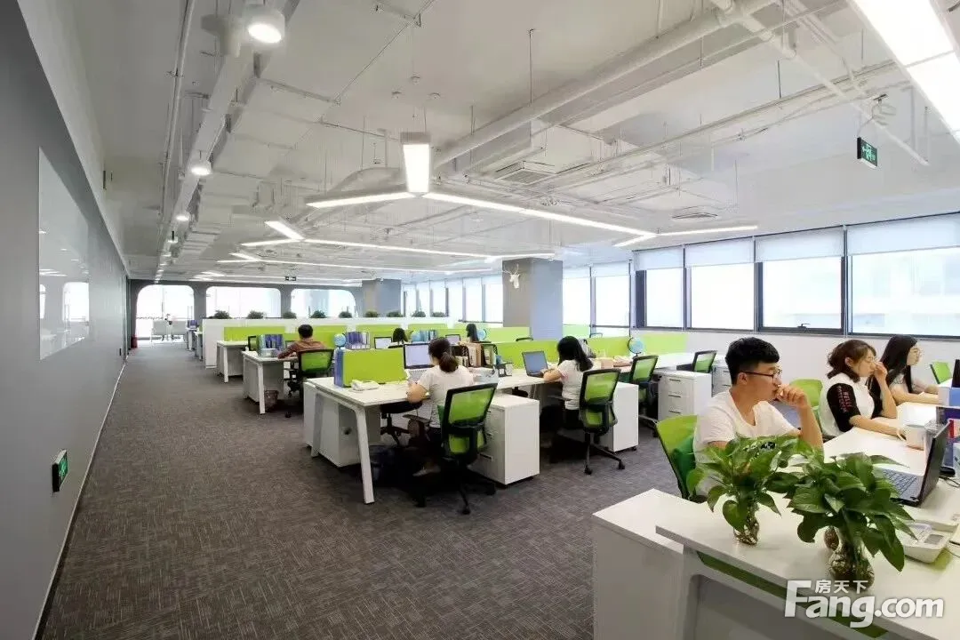 鸿坤云时代 降价了 / 1元多全含 玻璃幕墙 园区绿化高