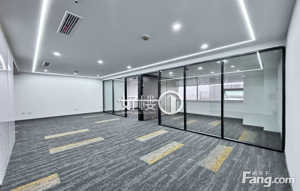 轻轨站旁 大西洋国际 精装带家具出租