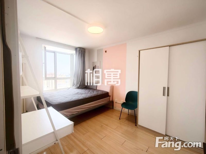 玉泉营·万年花城四期·高楼层·3居室·主卧