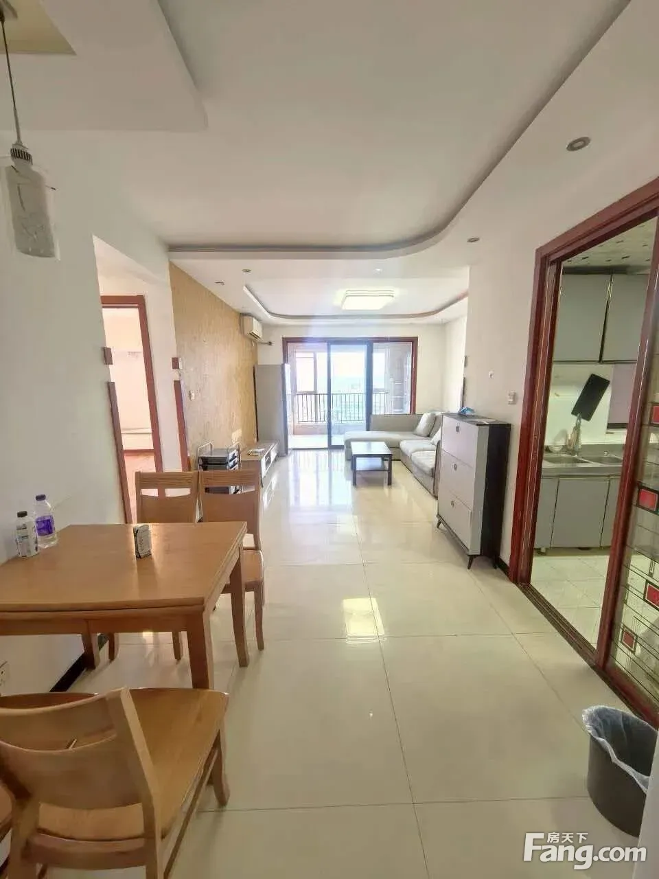 一号线七号线双地铁 海棠湾高档社区精装超大两居家电齐全拎包住