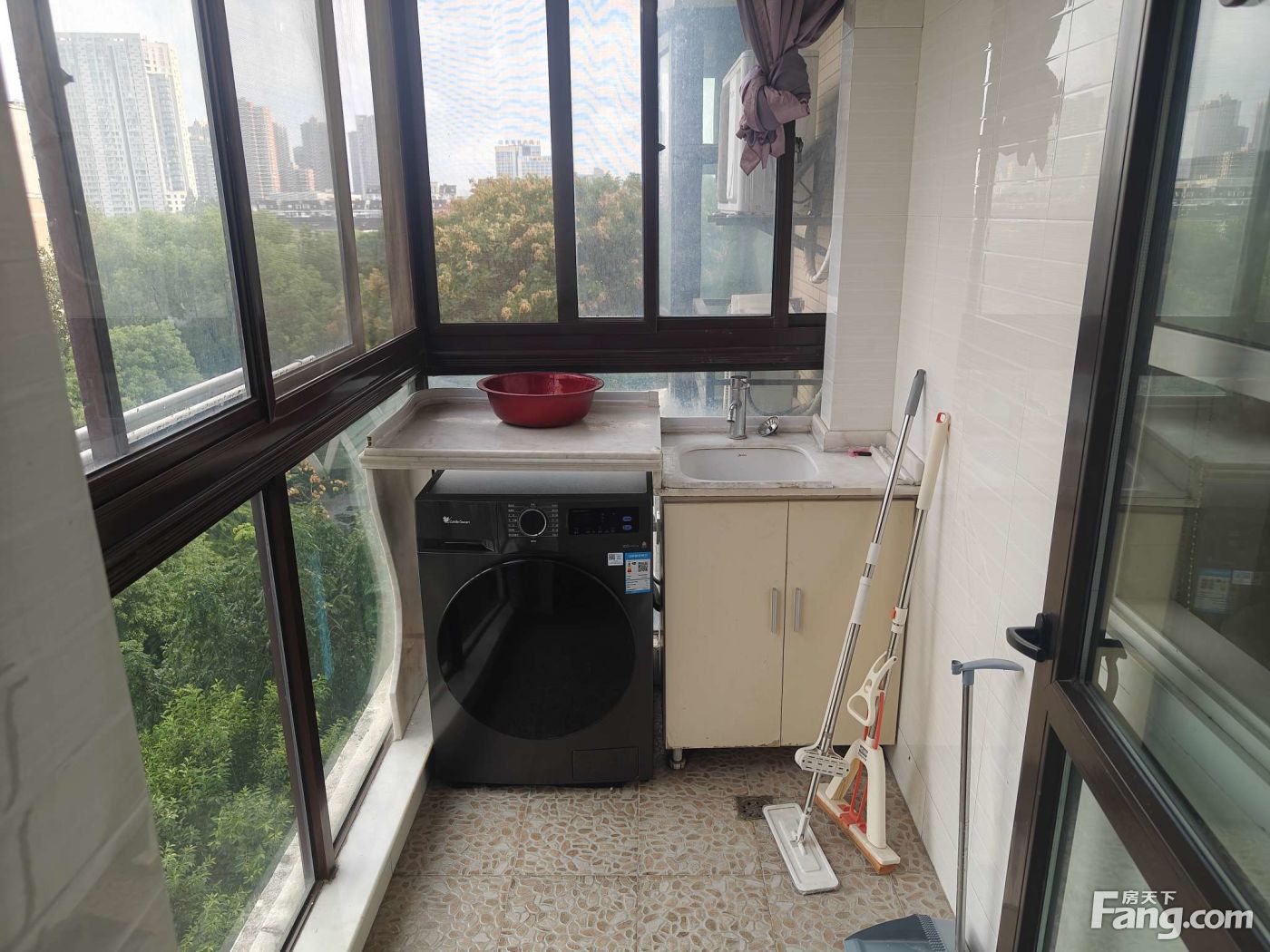 鄞州万达广场雅戈尔东湖馨园精装修整租