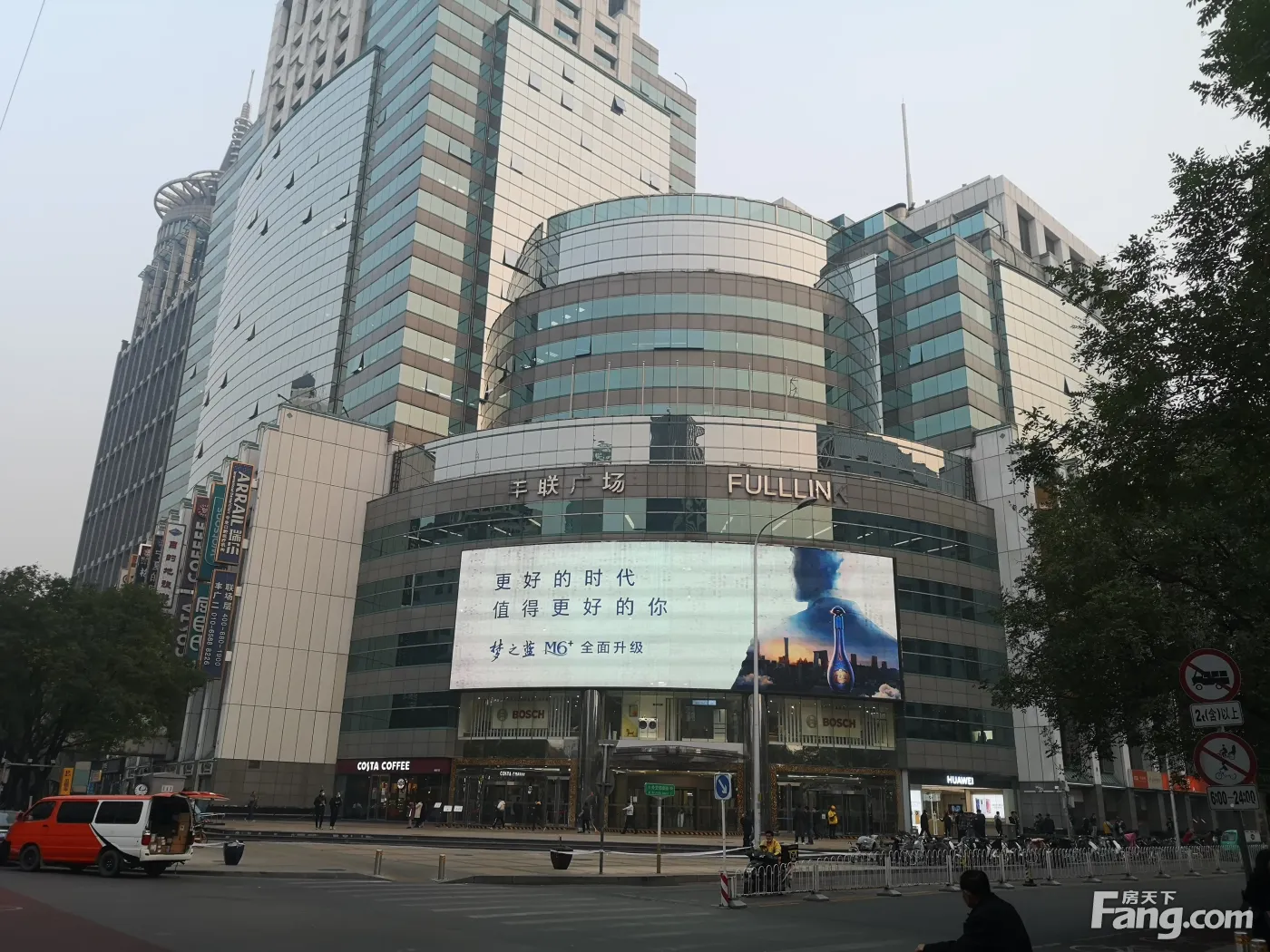 李乃滨推荐丰联广场4层1800平商铺招川湘鲁粤菜,火锅,医疗