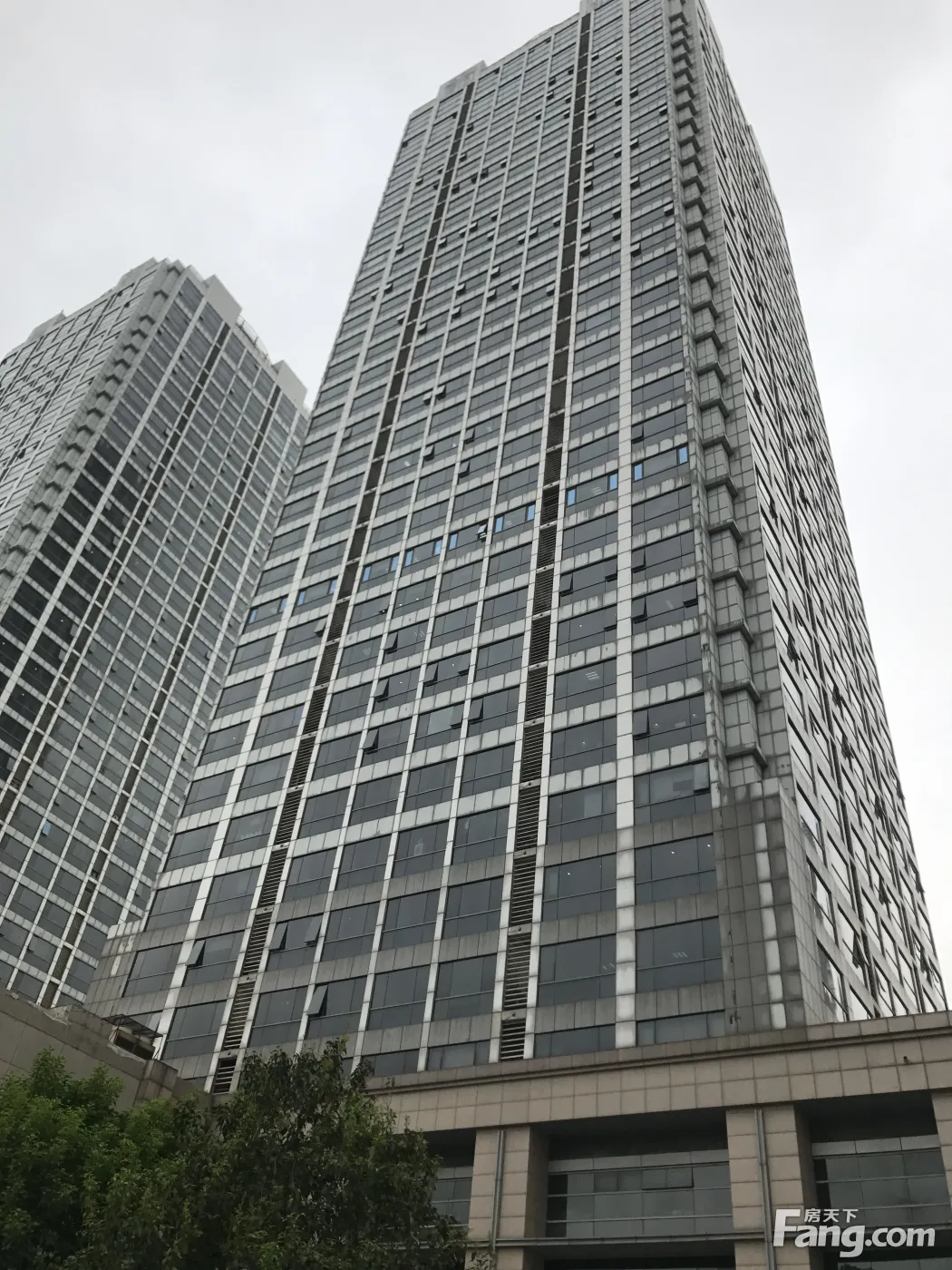 市中区200平房源推荐!银座晶都东向精装房!视野好!采光棒!