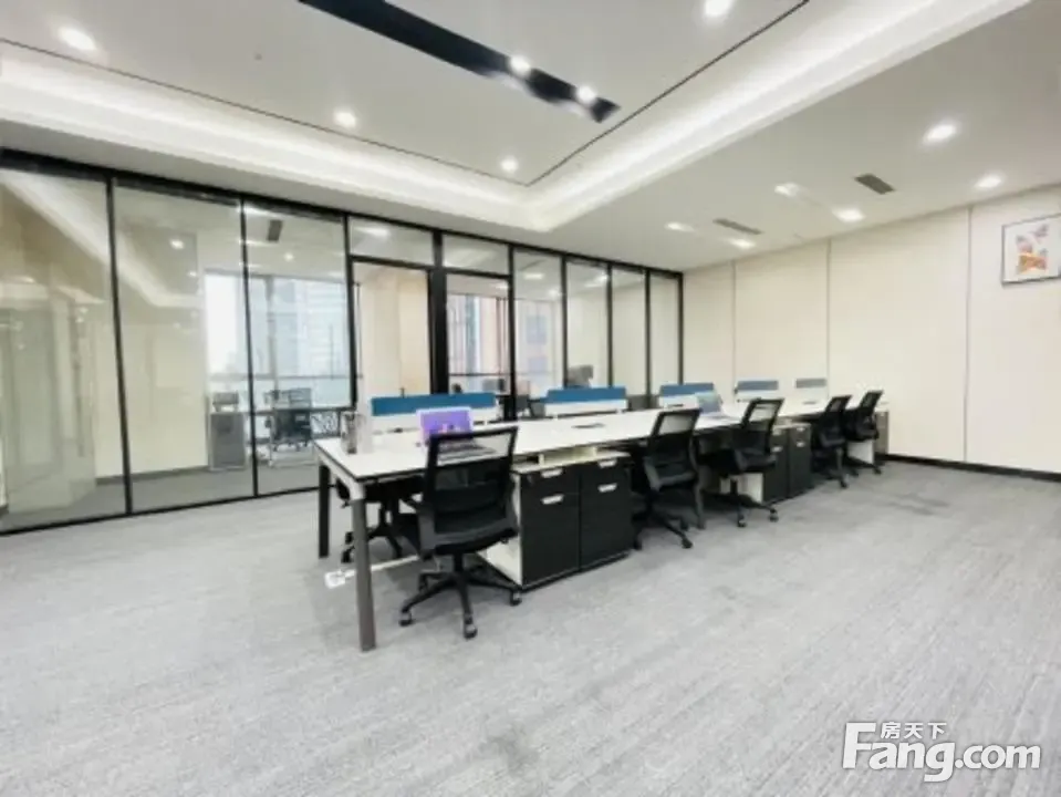 新出精装办公室!八角地铁!北京!百强为邻!中储万达高品楼