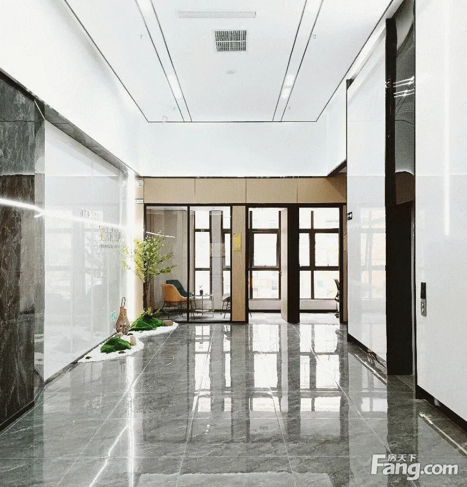 特价29!免租2个月(4隔间20工位) 空调24