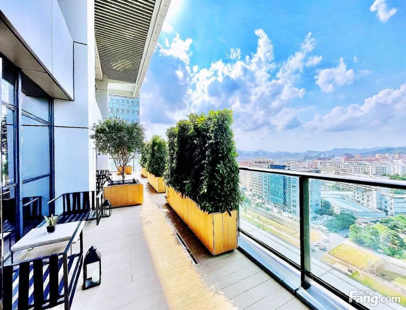 绿地468带私人露台!业主押一付三丨企业办事喝茶处丨成都东站