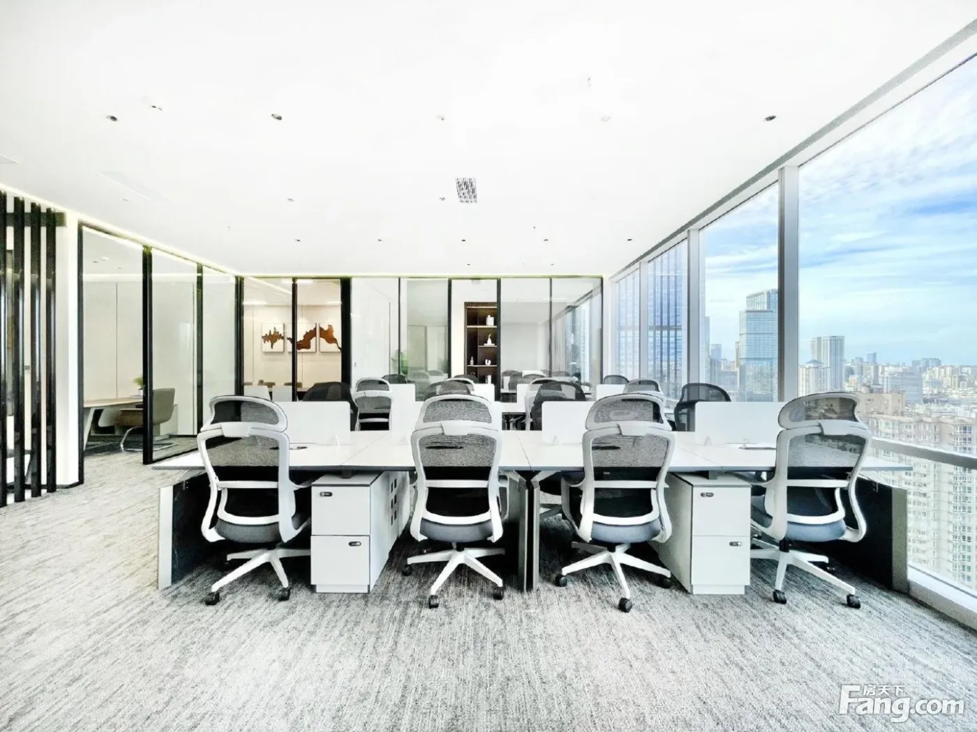 三线交汇孵化园!盈创动力大厦!轻奢商务风6隔间 无空调加时费