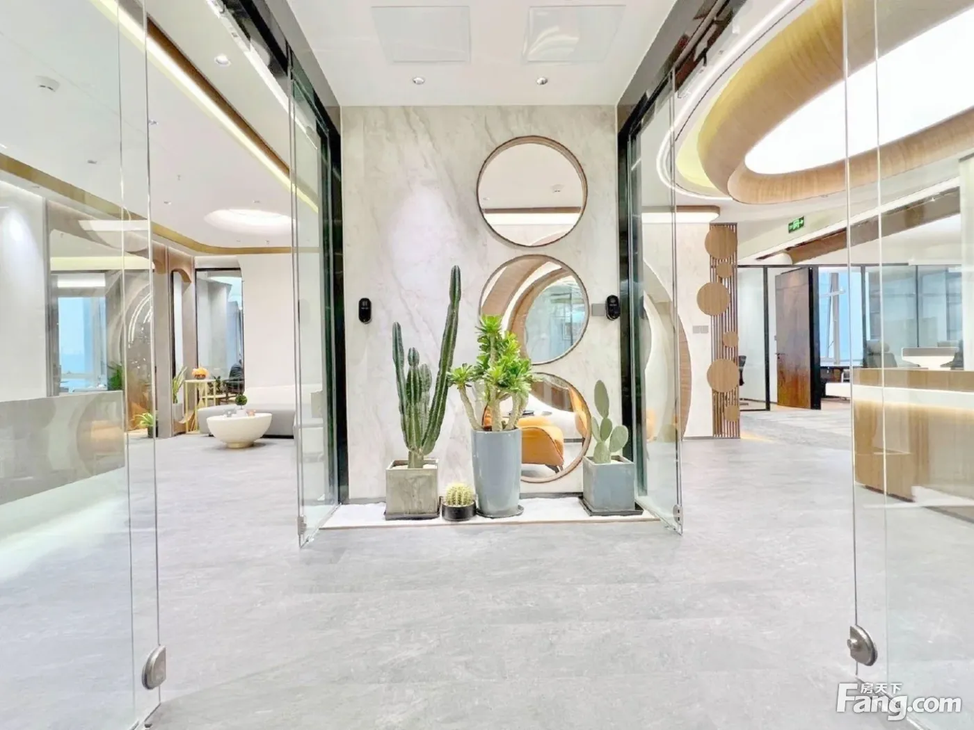 高新区特价29元!双面采光·6隔间28工位丨整栋匠心艺术打造