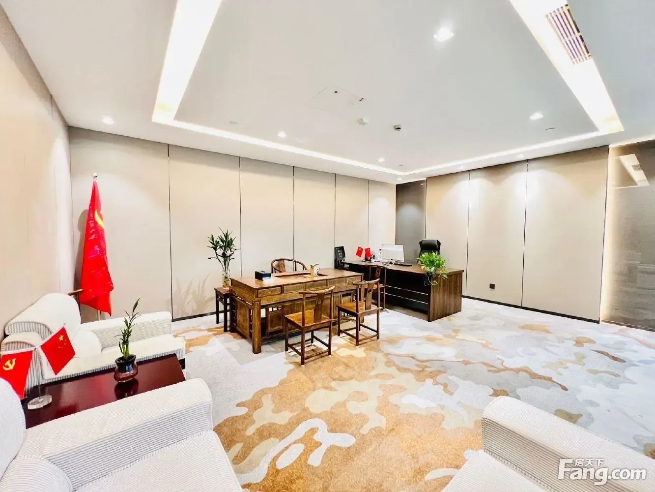 天府五街 欧洲中心花漾锦江 个人业主直租房源 中式豪装接待