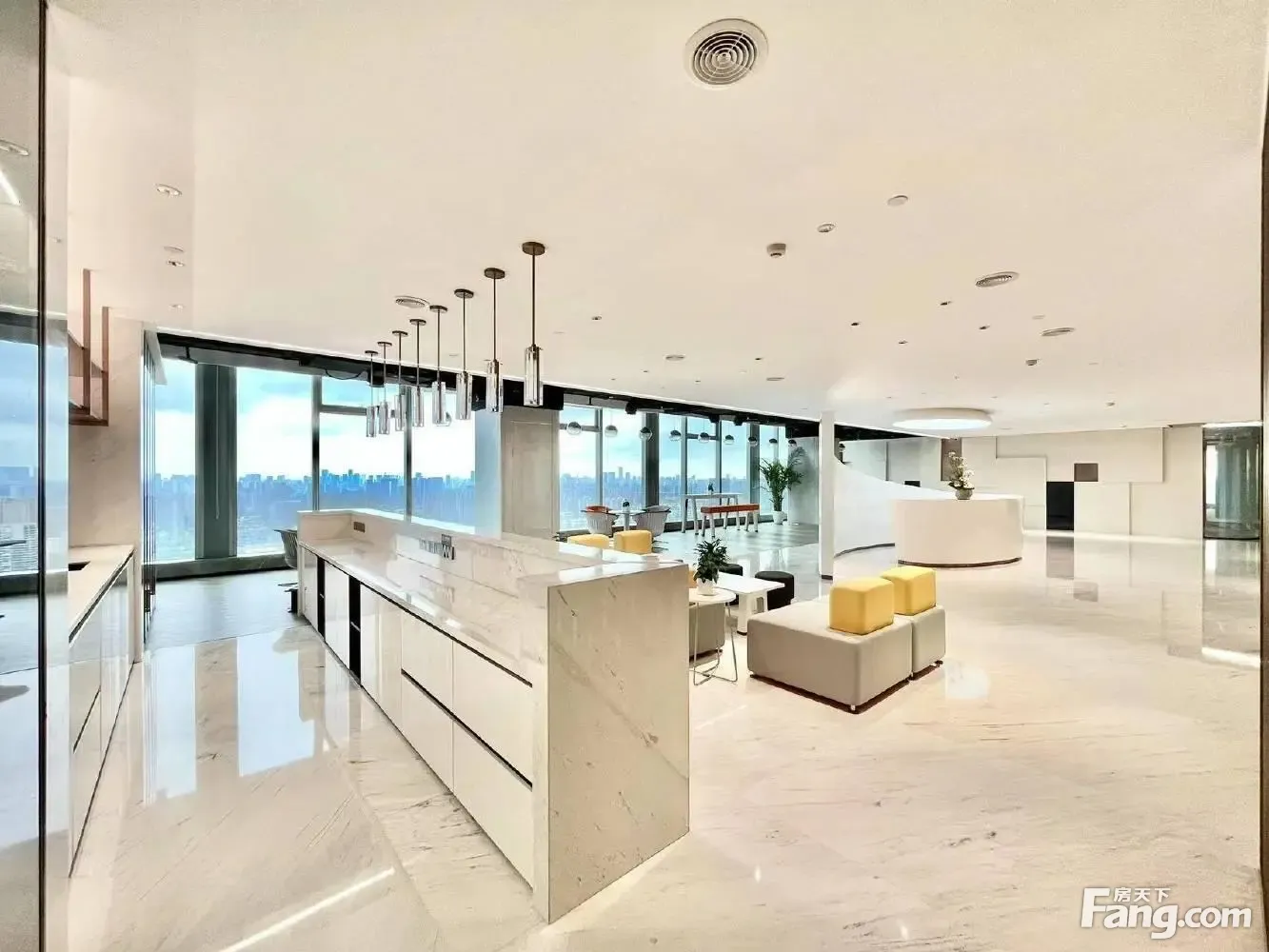 天府广场整层!精装20隔间丨金融 律所 教育丨含税价无加时费