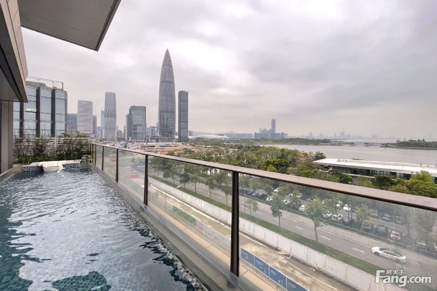 新出|深圳湾前排带泳池5房大平层|19万急租|全海景|高层