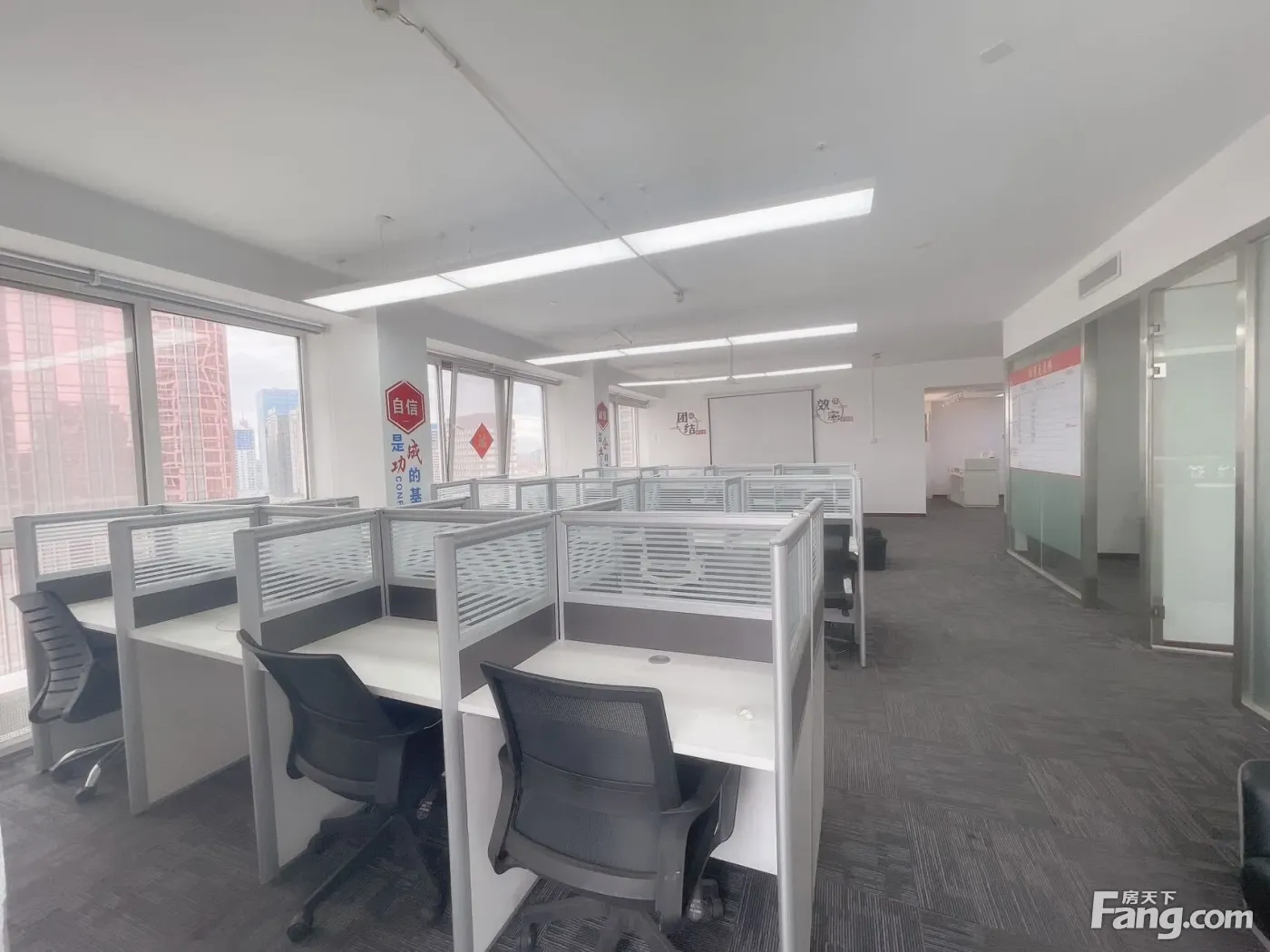 特价2.99元丨国贸CBD商圈丨建外SOHO精装带家具临地铁