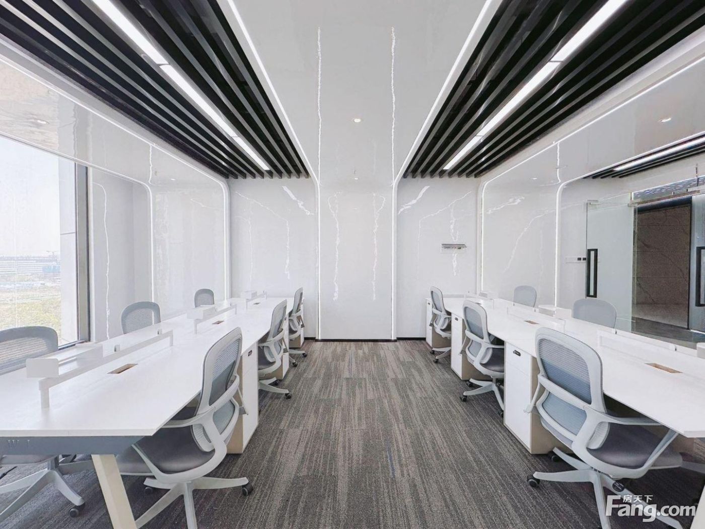 三圣乡东客站 3隔间小面积 房源带家具出租特价26.9元一平