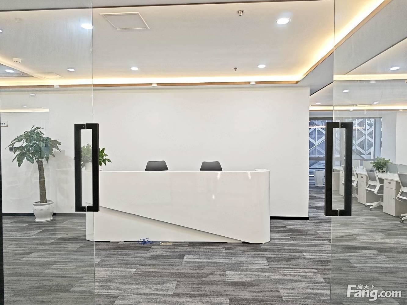 超级特惠丨传媒直播基地!24H空调 停车免费丨正看兴隆湖景