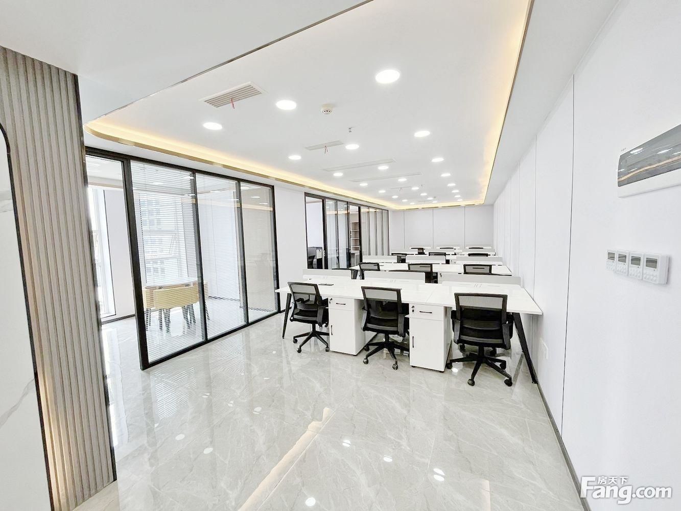 价格还可聊 公摊小 天府广场双地铁 个人房东直租 电联