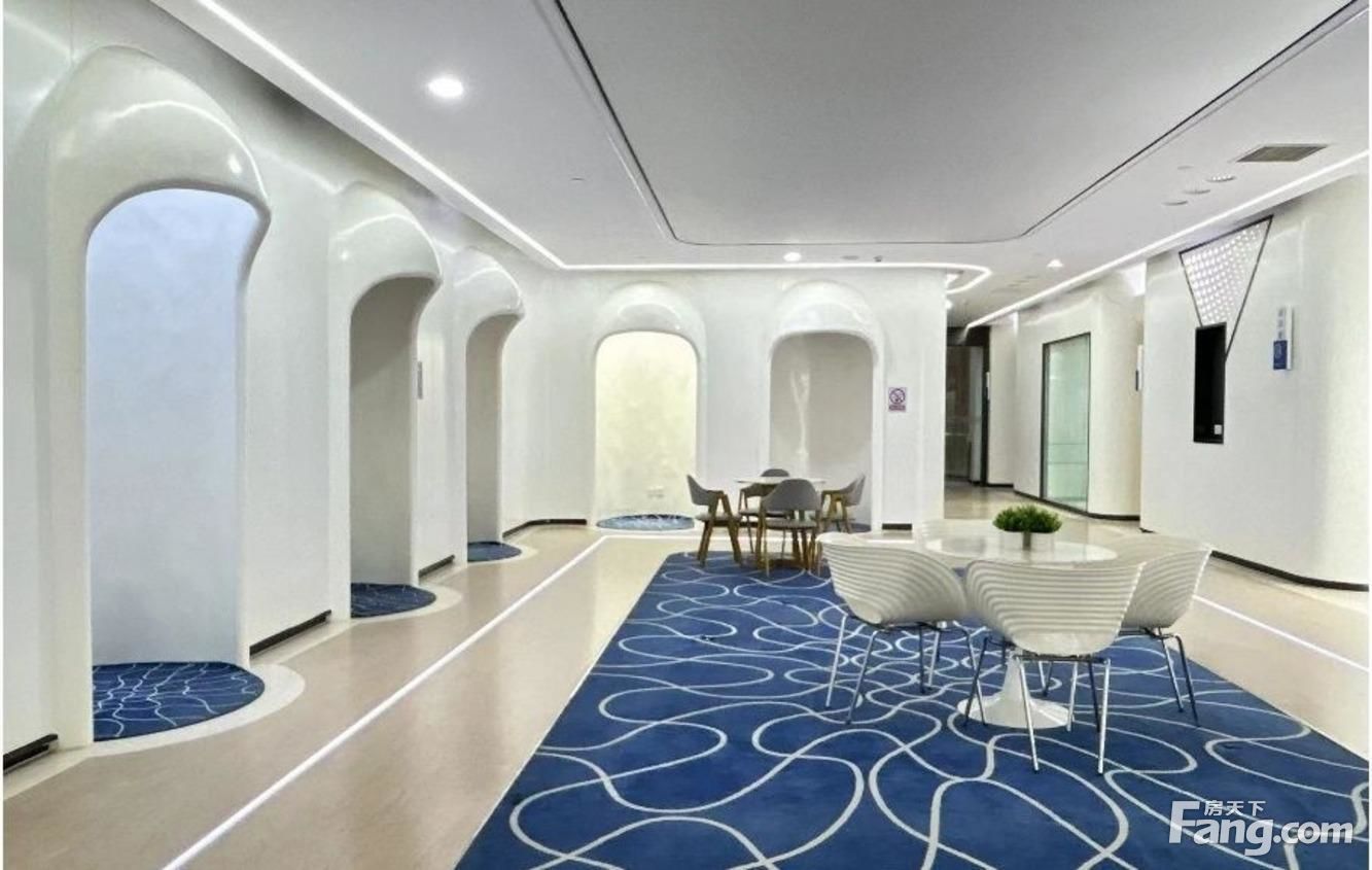 天府广场旁整层科技风打造 55含税还价就租 免租期1个月起