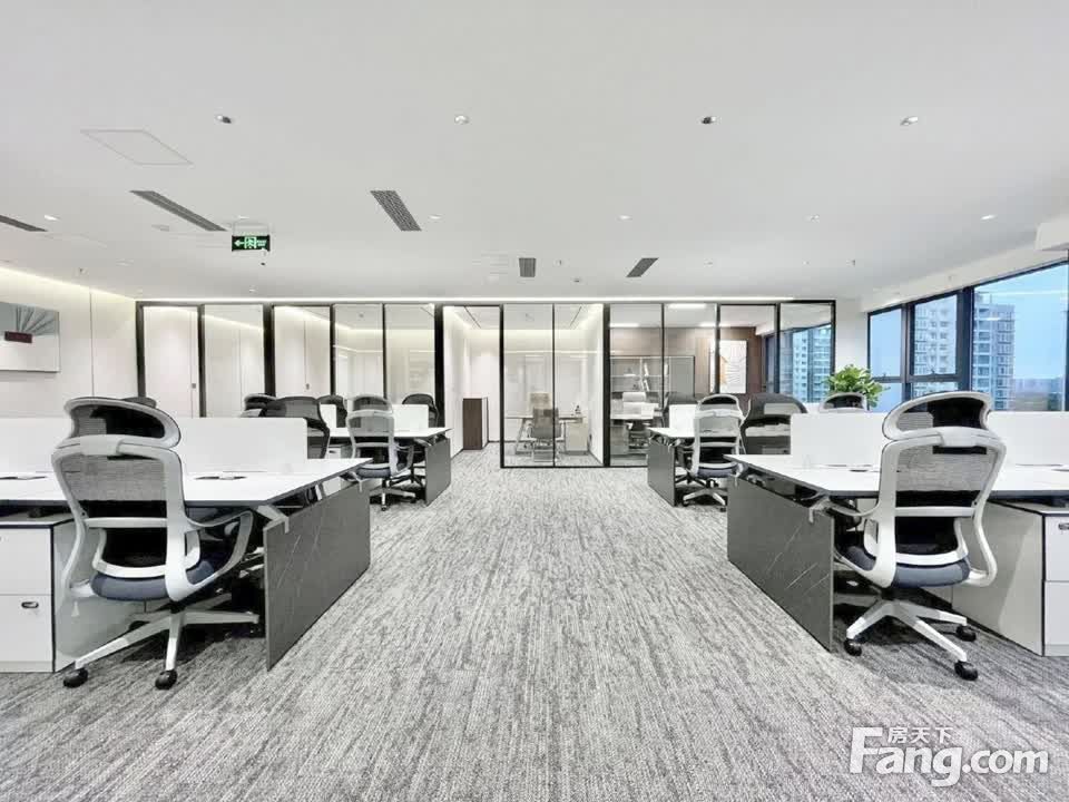 倪家桥双地铁丨电梯口户型!7隔间26工位丨金融律所·商务接待
