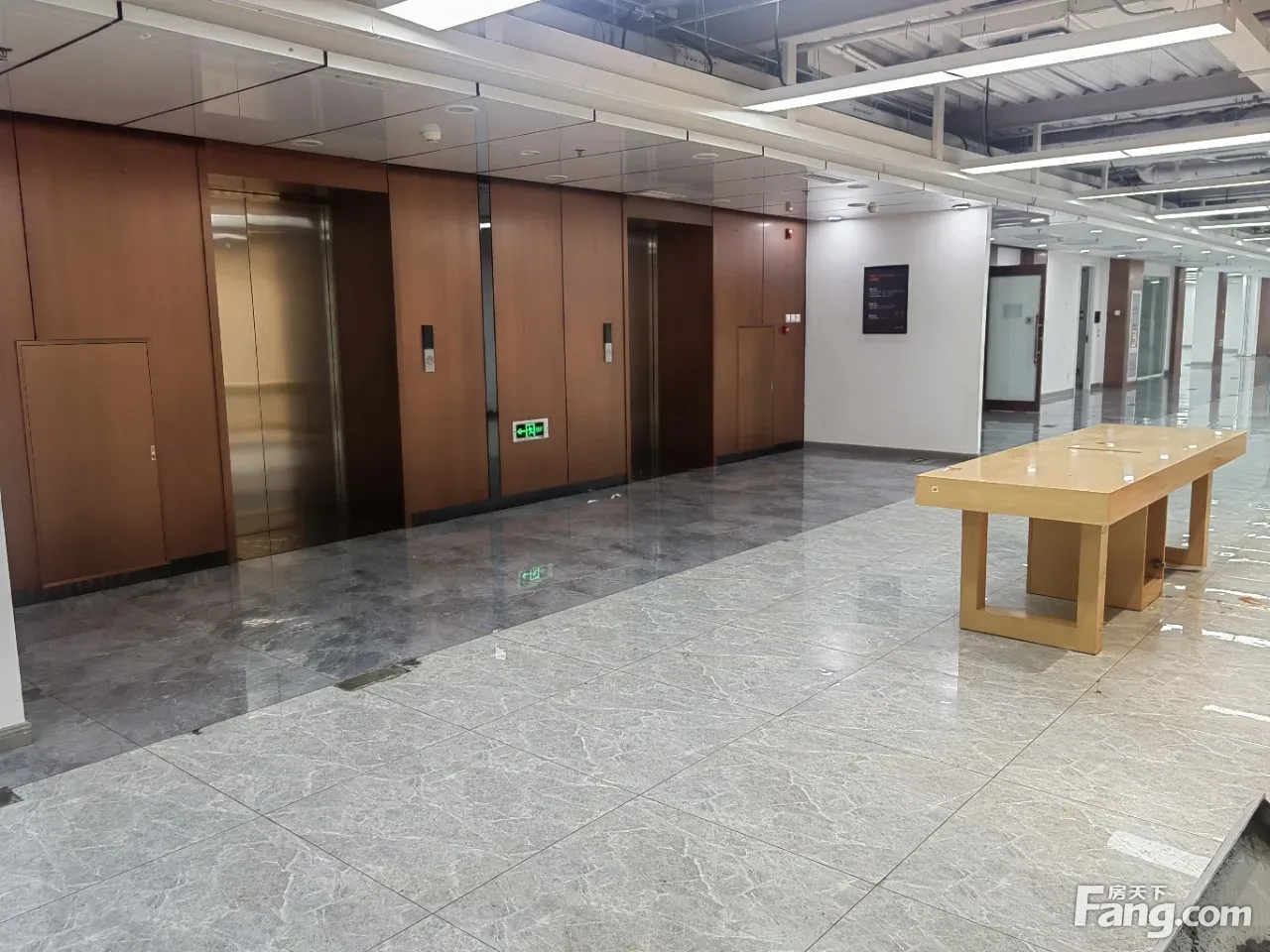 华夏科技园 遗留精装修 2398 随时看房