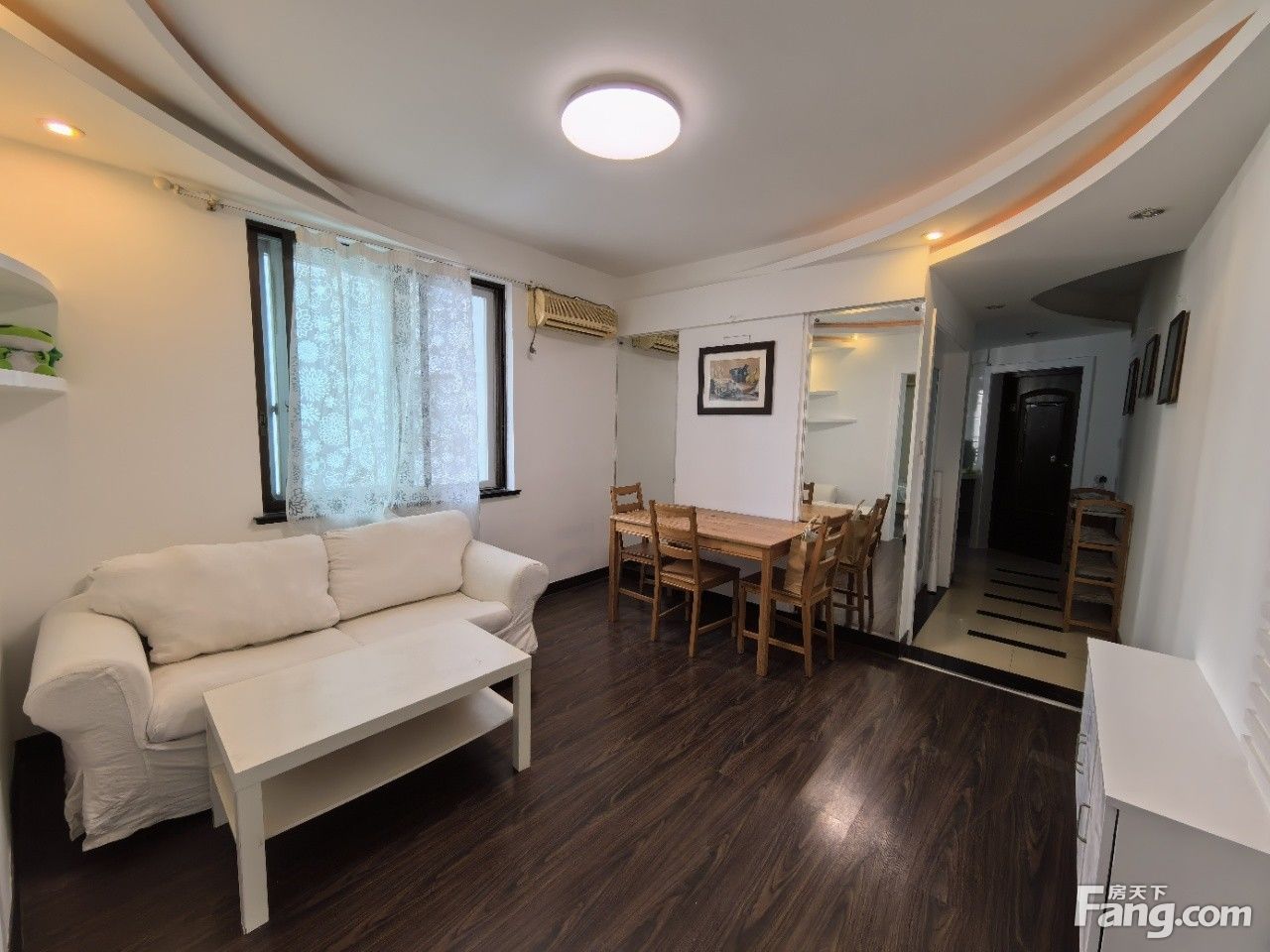 松柏公寓 精装二室一厅 南京东路外滩地段 紧邻地铁2、10号