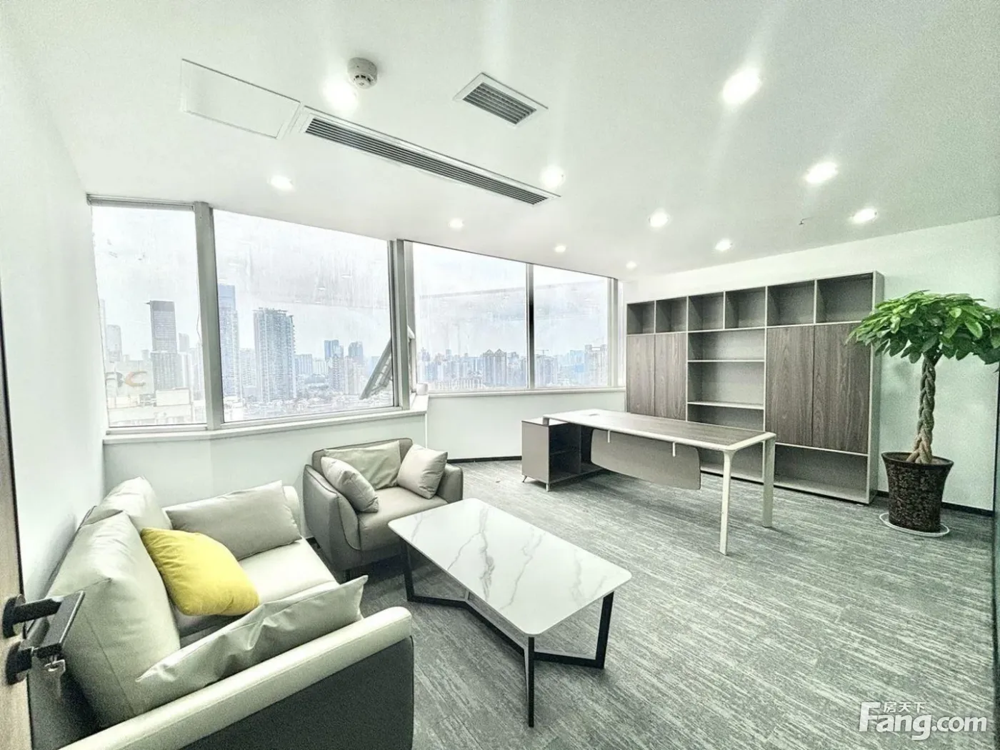 锦江区市中心丨春熙路地铁站丨友谊广场5+24丨超高性价比精装