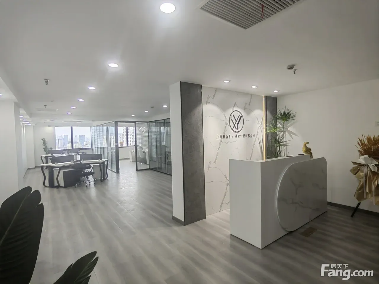 大连路商圈 海上海复式LOFT 拎包入住 独立空调 东南朝向