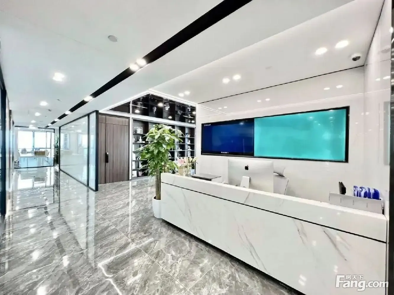 天府新区找我 超甲蓝润 大小面积均有价好谈楼盘很熟随时看房