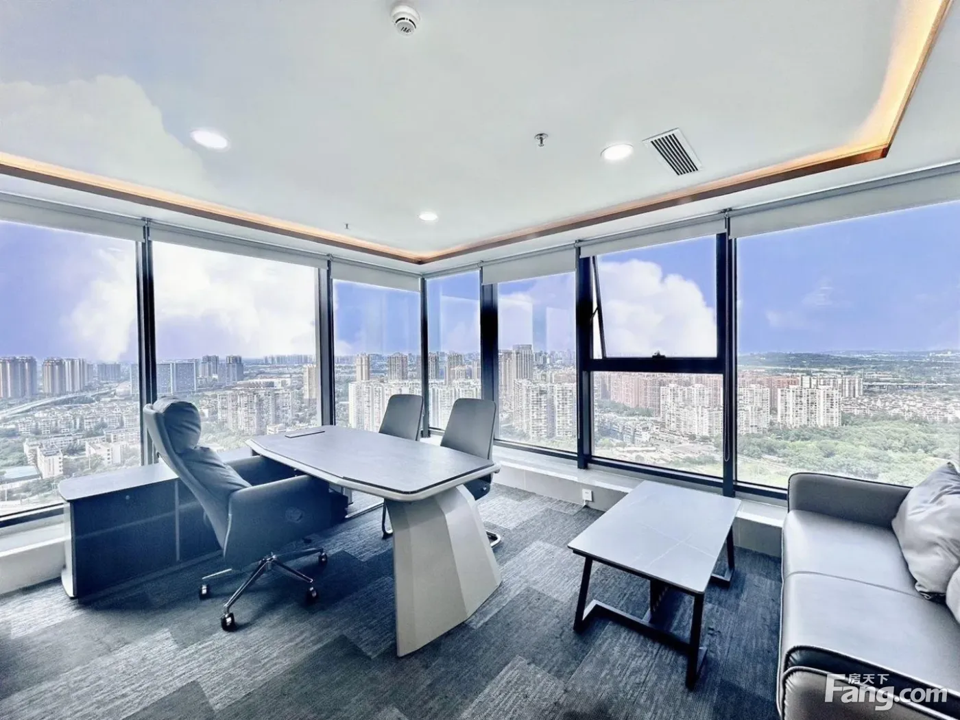 数媒大厦丨王炸户型3面采光6隔间丨高端大气现代商业风装修