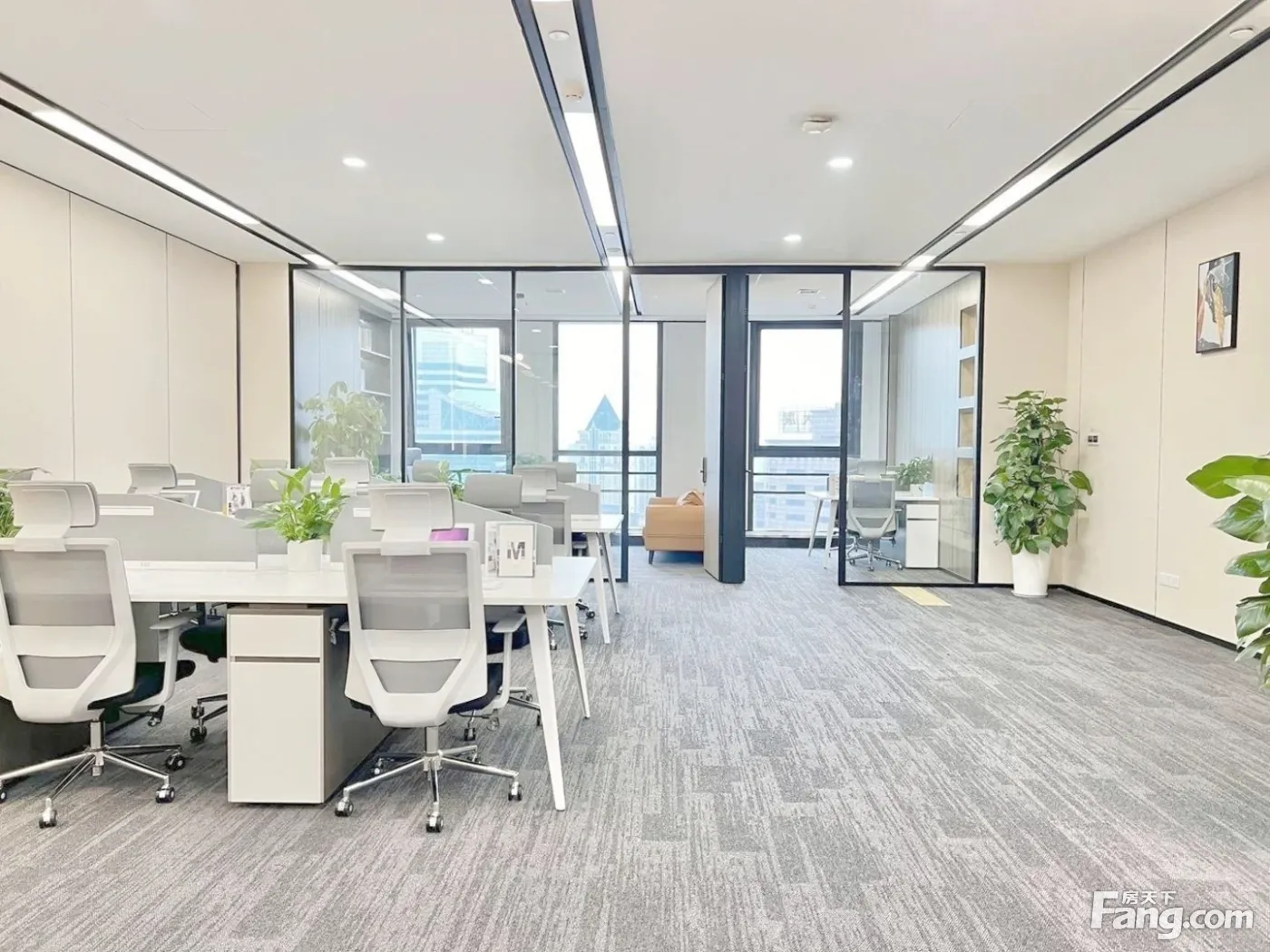 倪家桥双地铁口!超甲楼盘匠心打造!轻奢商务风·3隔间20工位