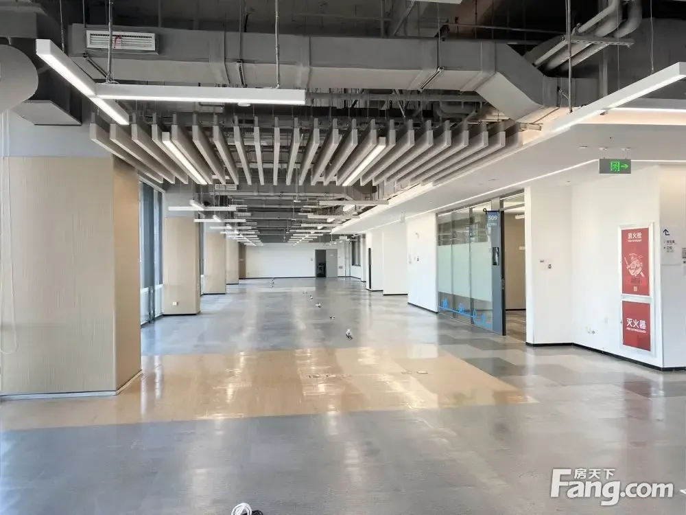 北五环独栋!!园区配套齐全,适合集团总部,可冠名可定制装修