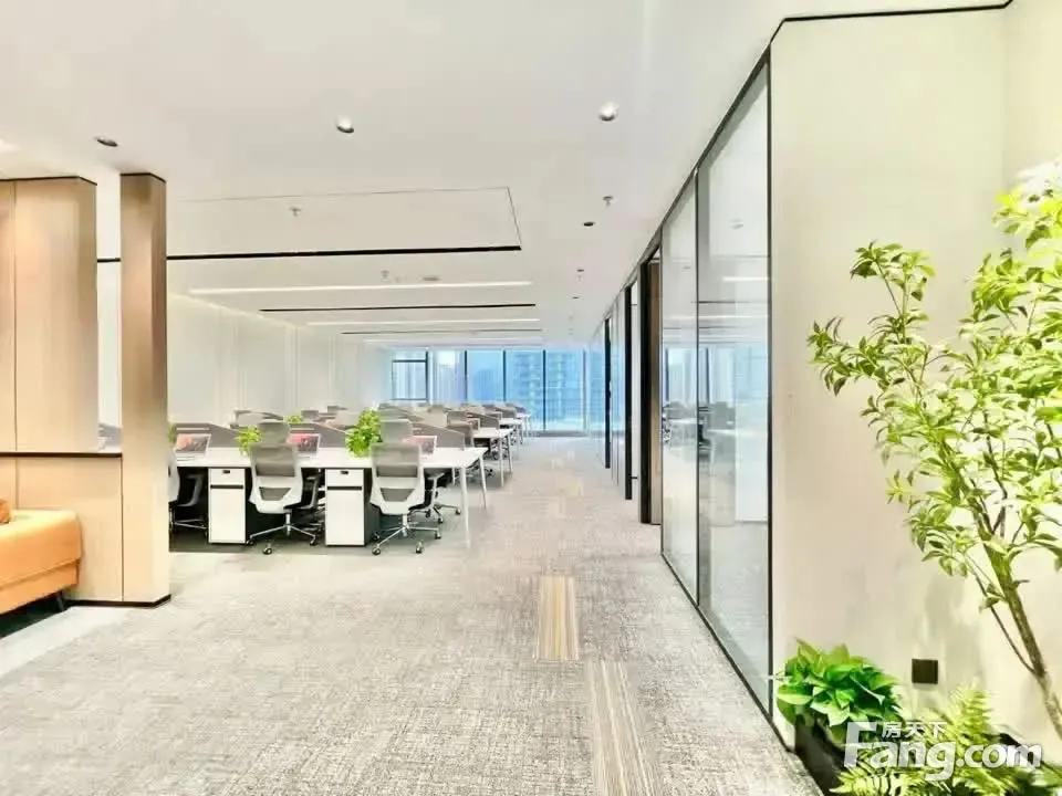 华西总院旁·5A甲写300平丨艺术装修5隔间36卡位·双采光