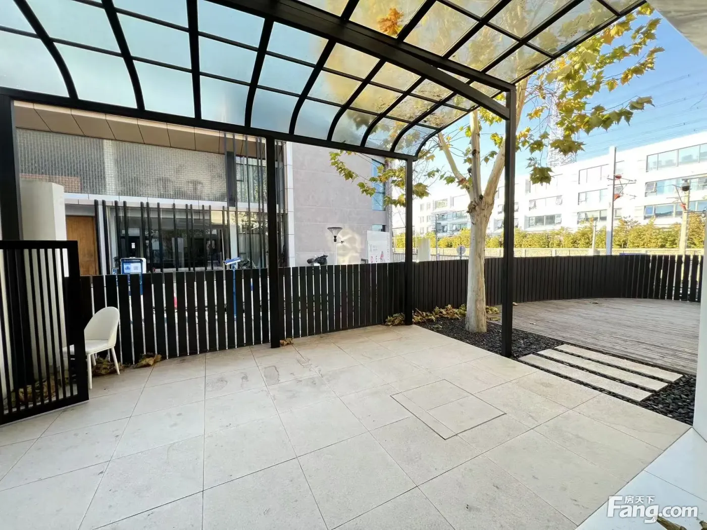 超大门头带独立大采光三面还丨精装修可冠名独栋有车位