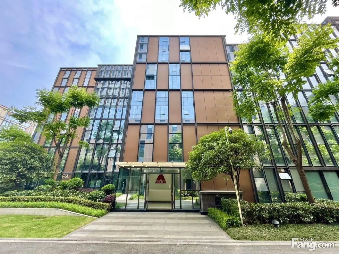 武侯园区独栋!现状25隔间 电梯通地下室丨独门独院带屋顶露台