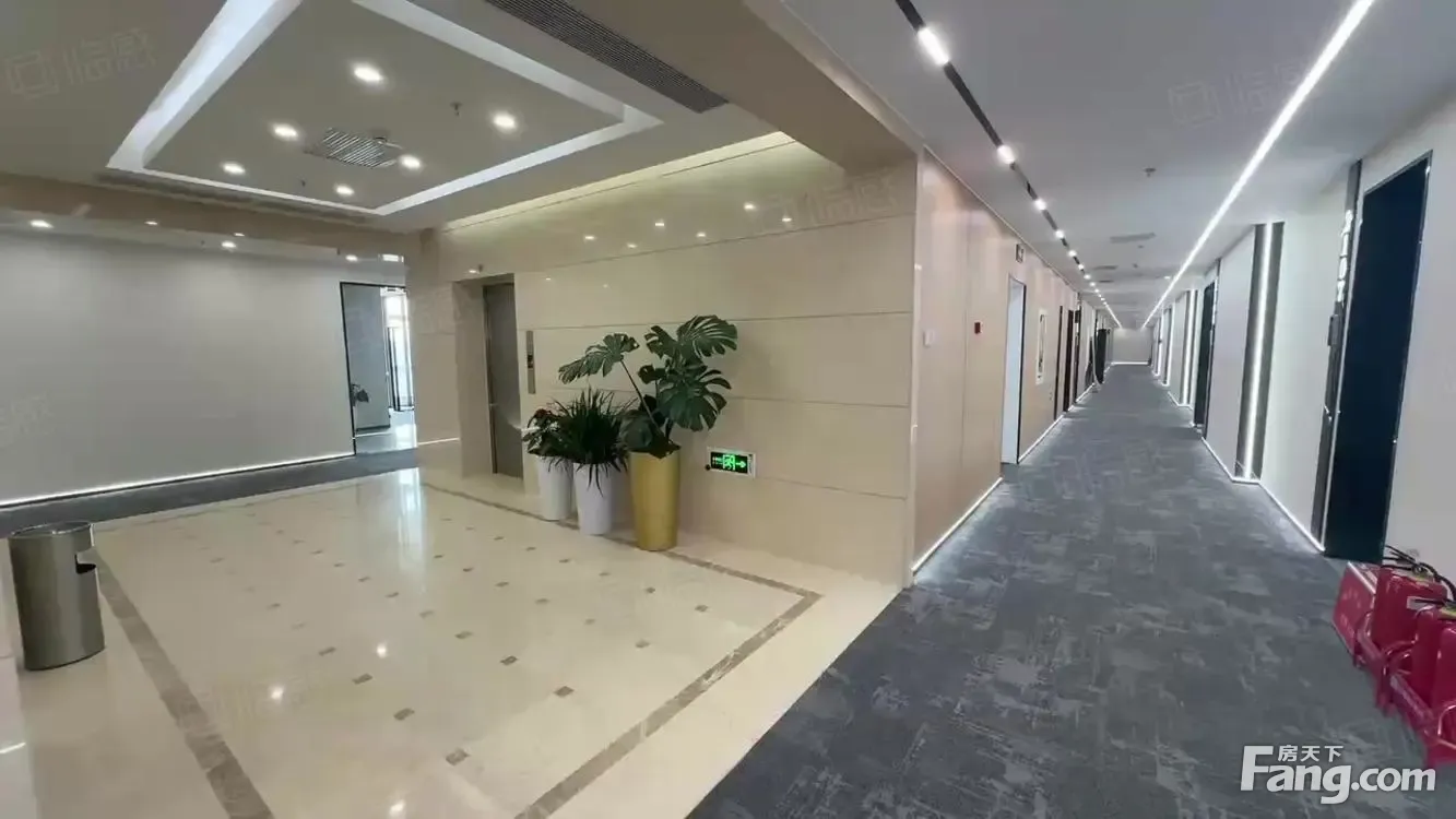 慈云寺 嘉泰国际 国企产权 精装带家具 配套齐全 交通便捷